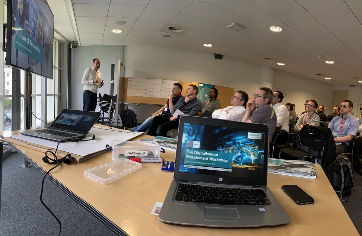 Day 2 of our #digitalization enablement workshops for our Solution Partners - with Daniel Smalley talking about our Digital Enterprise Suite and The Future of Automation. 
#digitalks19 #partners #peertopeer