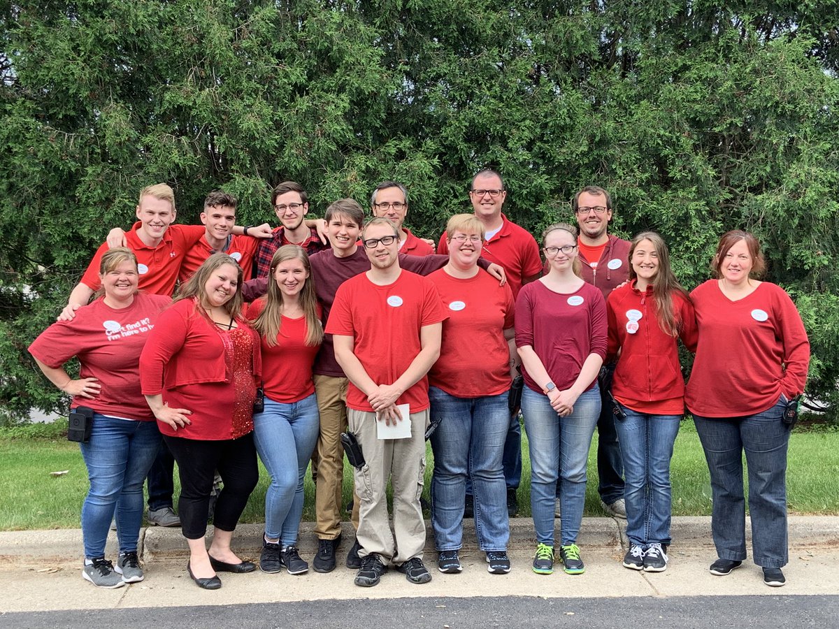 javerbeck44's tweet photo. HUUUUUUUGE thank you to everyone for all your hard work in making this remodel amazing. I truly could not have done it without you guys ❤️ #T0620 #WorkSomewhereYouLove #RockTheRemodel @emily_lindaaaa @spyke703 https://t.co/GyxYIlzvne
