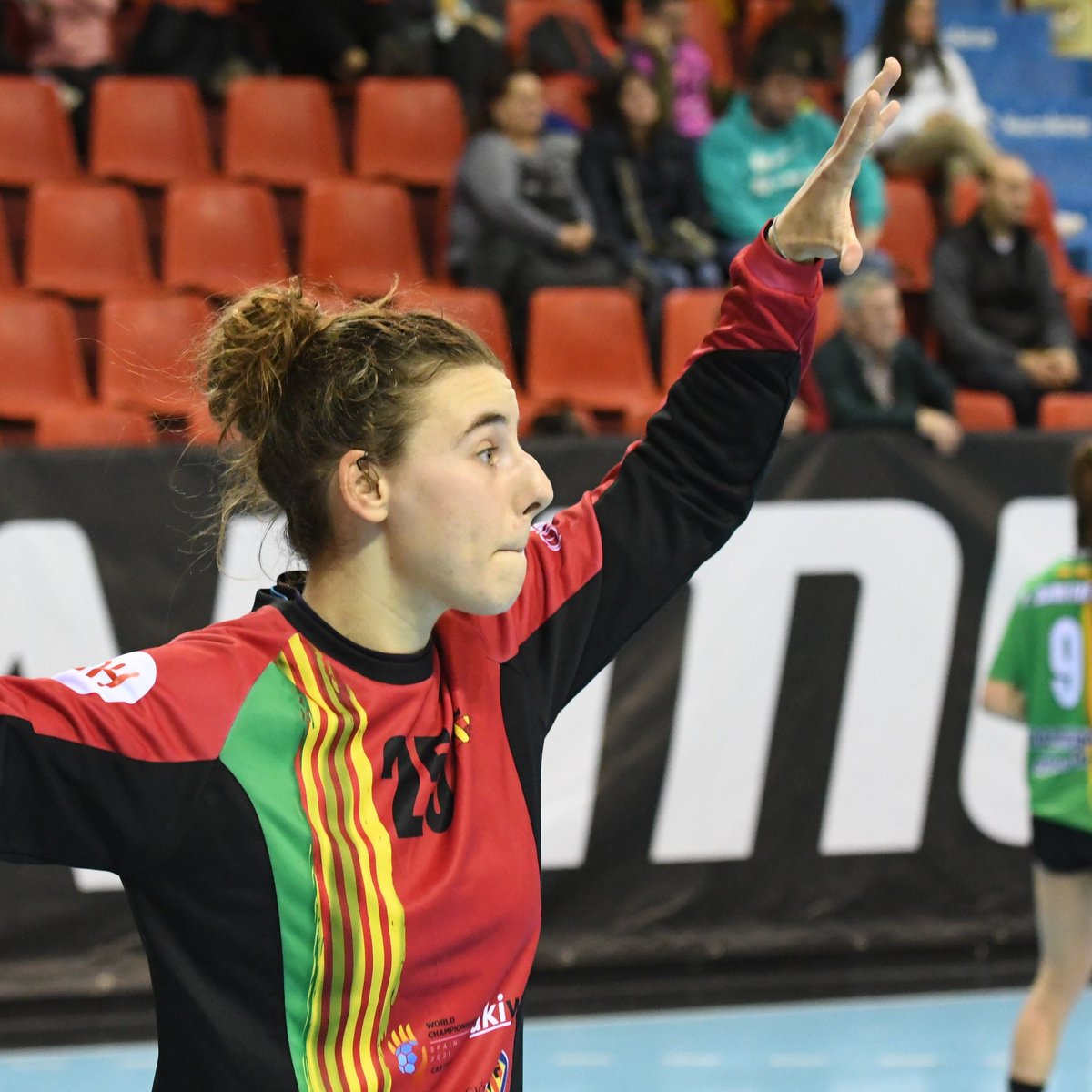 MiajadasDeporte's tweet photo. La portera miajadeña @anabelenpd ha fichado por el equipo Rocasa Gran Canaria actual campeón de Liga Guerrera Iberdrola y de la Challenge Cup de Balonmano. 
Enhorabuena!!! https://t.co/LidXYjwGO9