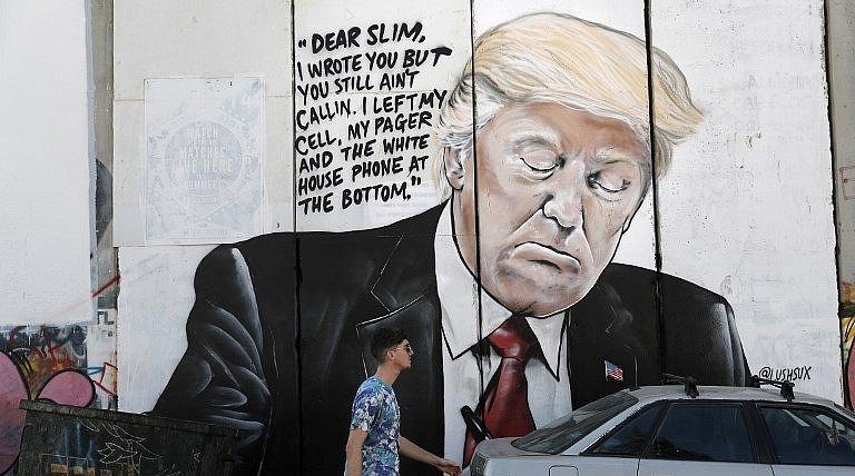 eminem_2023's tweet photo. Plot twist - Donald Trump is Stan https://t.co/ycmxbtxrV4