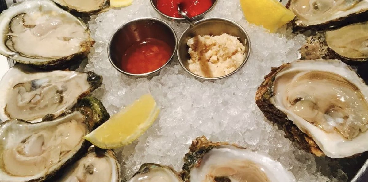 EaterNY's tweet image. Penn Station’s adored Tracks Bar is closing at the end of summer, and people are already mourning the end ny.eater.com/2019/6/14/1867…