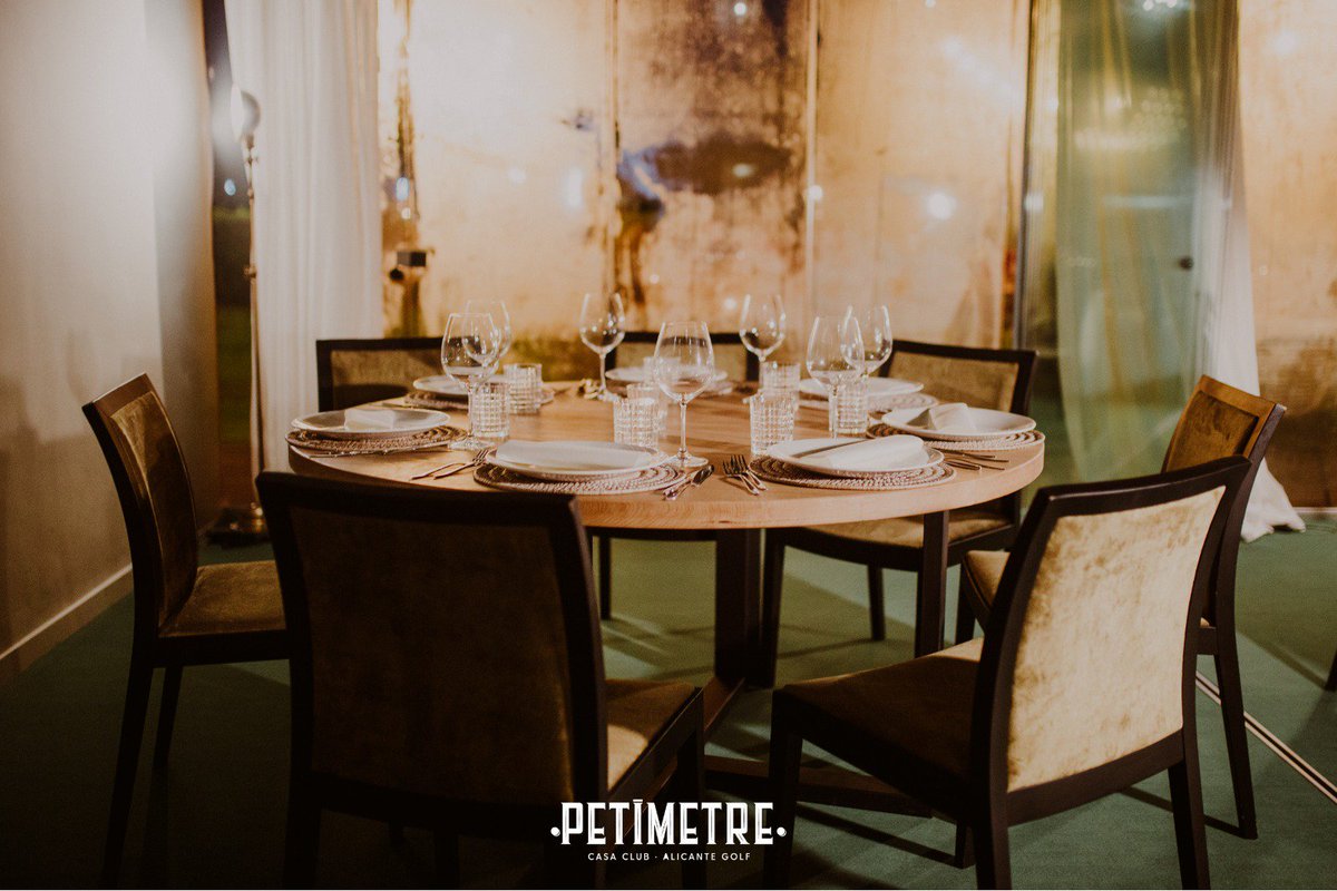 Las veladas excepcionales se merecen espacios cuidados y medidos 💚 ¡Hoy te mereces disfrutar de tu viernes!

petimetrerestaurant.com
965 29 74 76

Abiertos ininterrumpidamente desde las 11:00h todos los días.