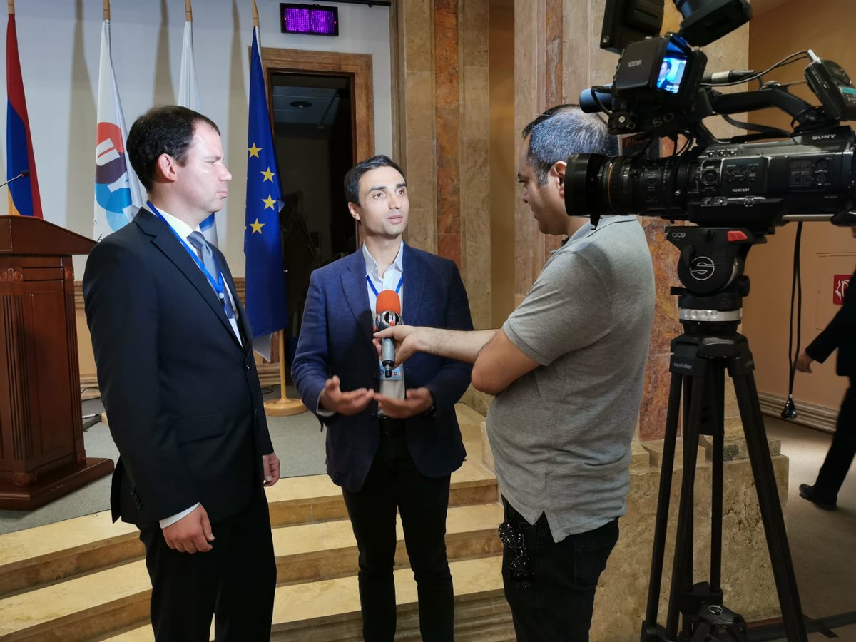YESforEurope's tweet image. Special guest at today's Opening Ceremony of #EYEC11 in #Yerevan. @MushAvetis, President of the Union of Young Entrepreneurs of Armenia and #YESforEurope - President @kjplus welcomed Gegham Levon Vardanyan, the Deputy Minister of High-Tech-Industry of #Armenia.

#ScaleUpEurope