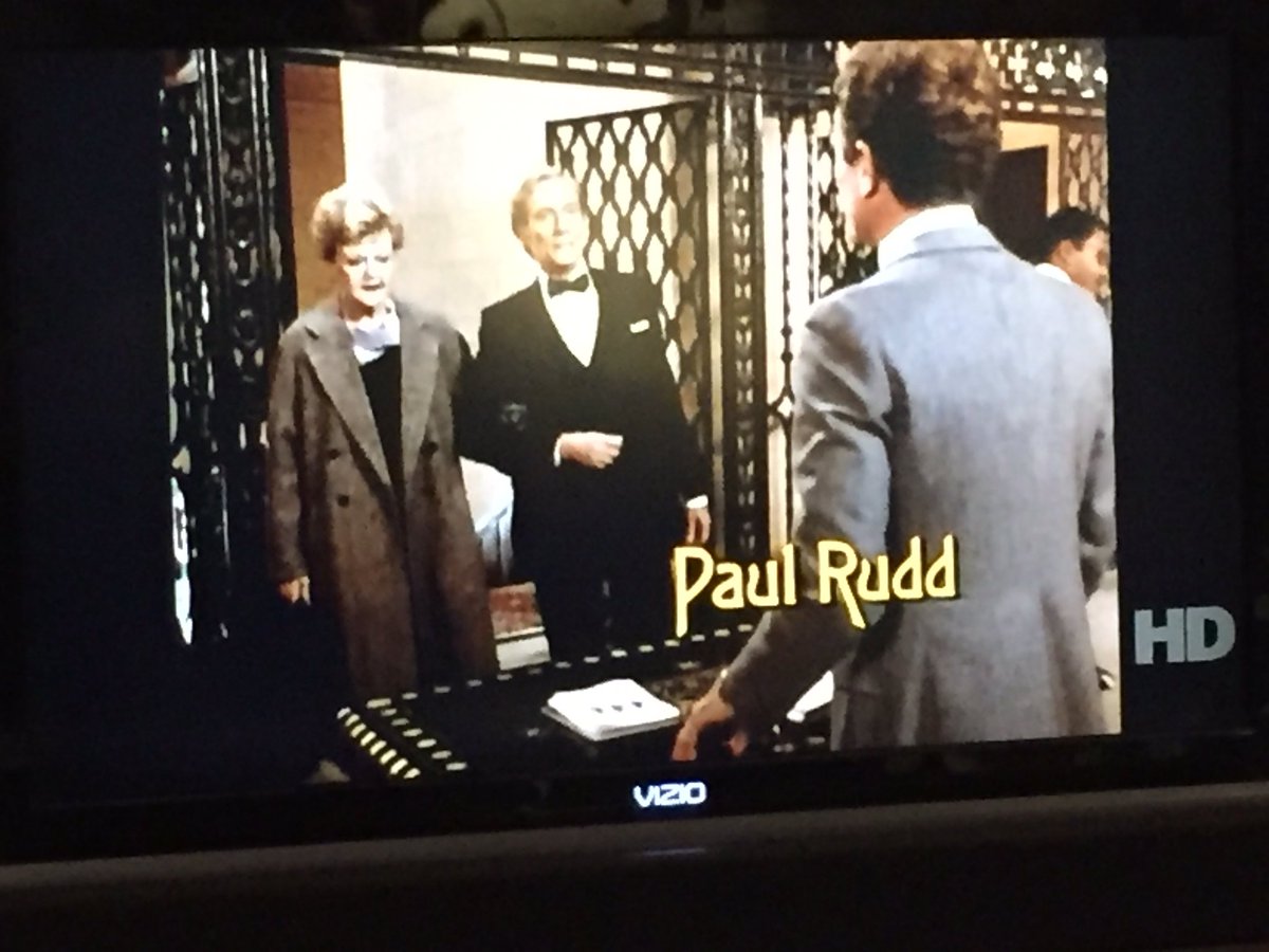 dearmittens's tweet photo. Finally definitive proof that Paul Rudd is immortal. #murdershewrote #paulruddisimmortal #vizio #fbf https://t.co/OsawHBQwCh