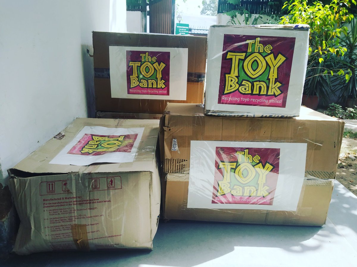 TheToyBank's tweet photo. 5 toy kits ready to spread happiness in the observation home for boys in Noida in collaboration with #Sadrag
#sendingtoys https://t.co/1efQnzFA3D