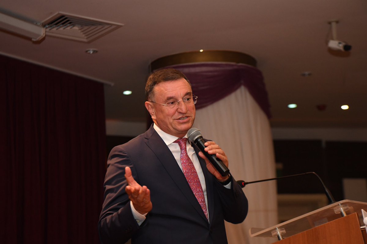 Lütfü Savaş