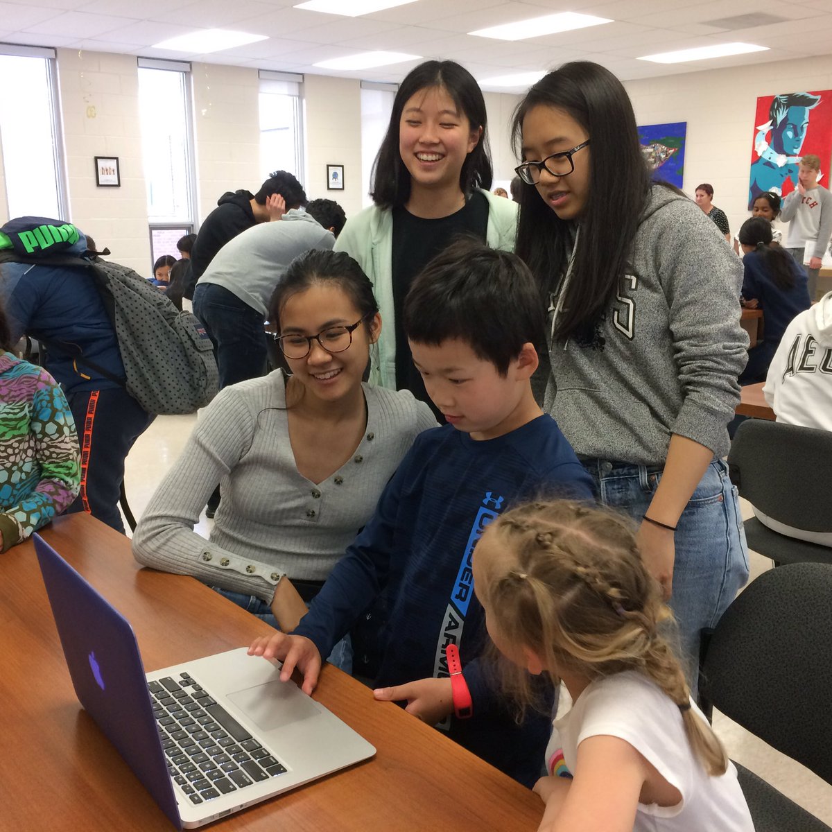 MrsFiguraOCSB's tweet image. So neat to see this amazing  #learningpartnership come to fruition. ICS2O students from @colonelbyss showing @TDMcGeeOCSB students the games they created using their ideas and input #ocsbBeCommunity