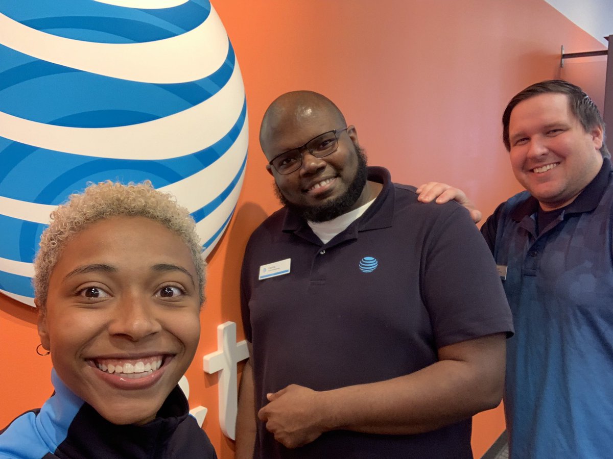 Patterson5348's tweet photo. Dez, from Patterson Place making friends and helping Evan & Carlos close a DNOW at Chapel Hill Blvd, @MidAtlStatesREx #MASIgniteJUNE https://t.co/YWXuXYeQc4