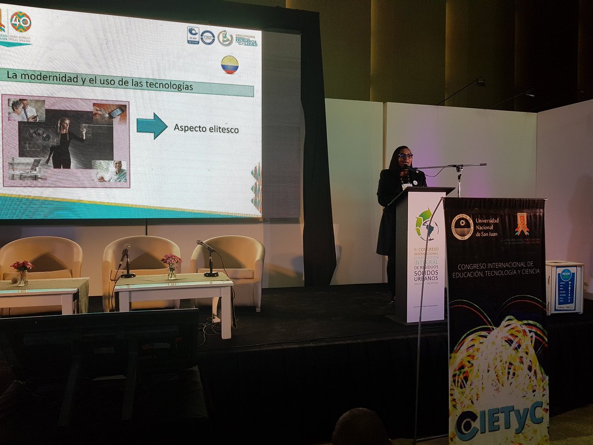 albarpinto's tweet photo. Seguimos en #Cietyc2019 con la conferencia Empoderamiento Digital y Políticas Públicas #SanJuan #Argentina @UniLaGuajira https://t.co/CGP0DTuPCR