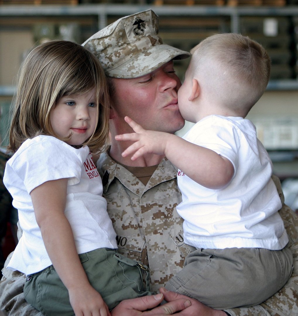 PBSGeorgia's tweet photo. Happy Father's Day! - with a special shout-out for all our Dads serving our country and away from home. #USMilitary #FathersDay2019 https://t.co/yXXSXtkNSP