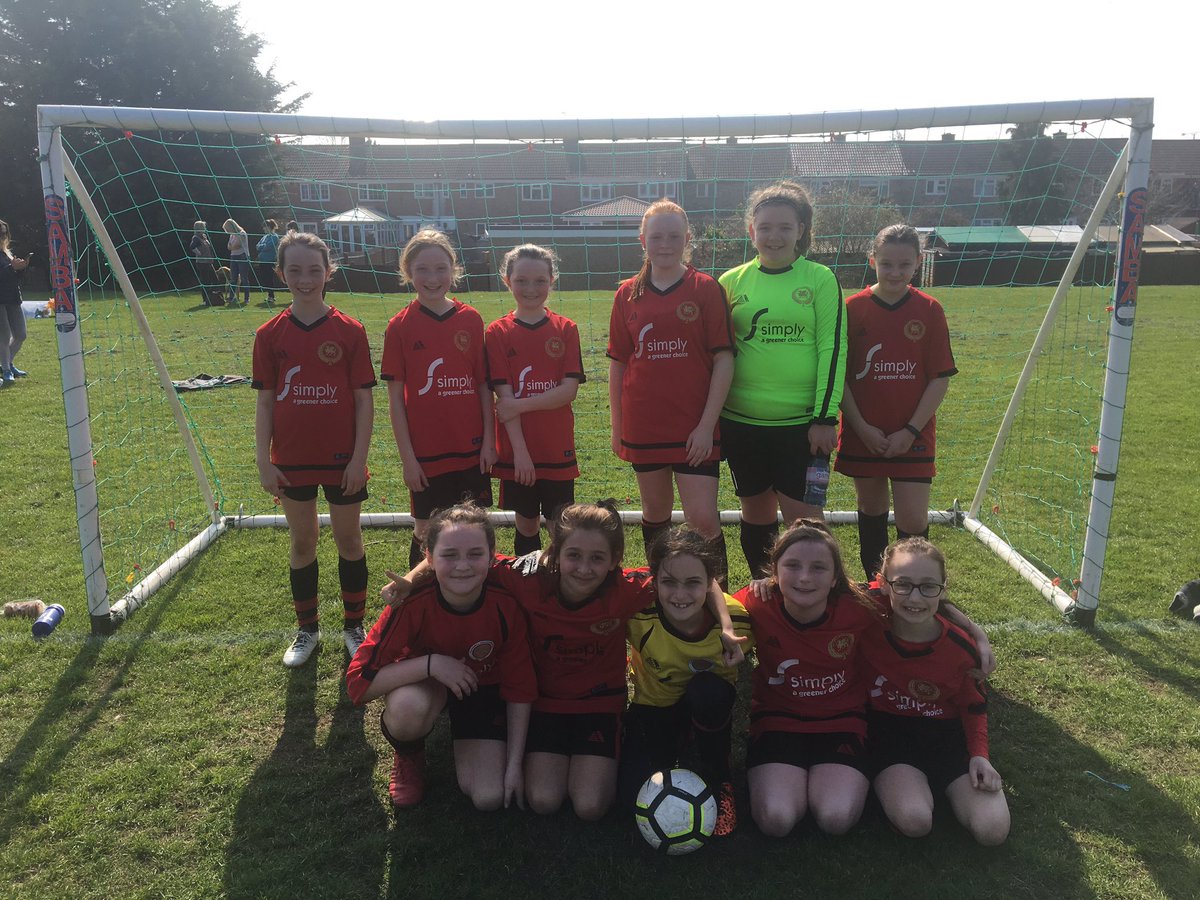 FlackwellG's tweet photo. @Lionesses Good luck @Lionesses from @FlackwellG Lionesses. Go smash it and get into the next round. 🦁🦁🦁 https://t.co/jPHHDFlyn2
