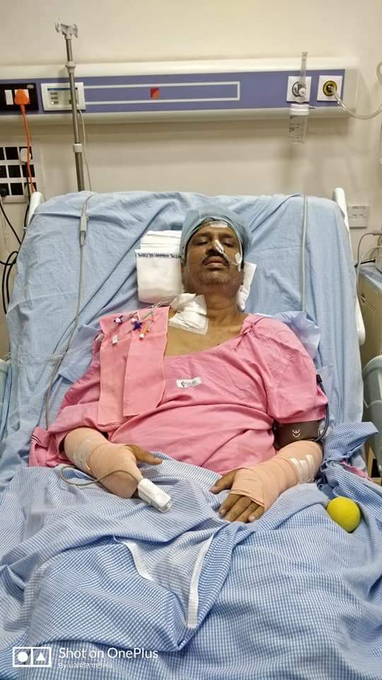 प्रत्येक घरी अश्या लेकीने जर का जन्म घेतला तर लोकं मुलगा व्हावा म्हणून नाहीतर मुलगी व्हावी म्हणून देवाला मागणं घालतील,आपल्या जन्मदात्या वडिलांना लिव्हर चा प्रॉब्लेम असल्यामुळे ताईने स्वतःचं लिव्हर देऊन आपल्या जन्मदात्या वडिलांना जीवनदान दिलं आहे
#तू_एक_निशब्द_आहेस_ताई