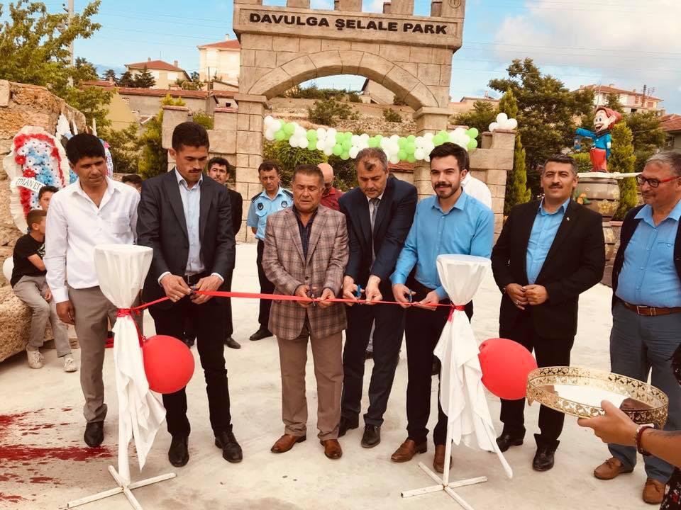 AkgencEmirdag's tweet photo. Kadın Kolları Bşķ. Elif ÇAKALLI ve Eşi Mahmut ÇAKALLI’nın Davulga Şelale Park açılışını; İlçe başkanımız İsmail DİŞİÇÜRÜK, Emirdağ Bel. Başkan Y. Vecdi YÜRÜK, Davulga Bel. Bşķ. Ergün ERDİK, İlçe Gençlik Kolları Bşk. Muhammet KAYA ve birçok değerli gönüldaşımız ile gerçekleştirdik https://t.co/Cia35JGJhY