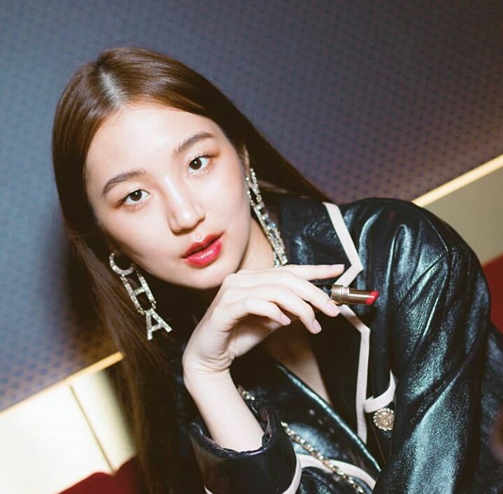 ; -หน่านิ๊ ♡ tweet media