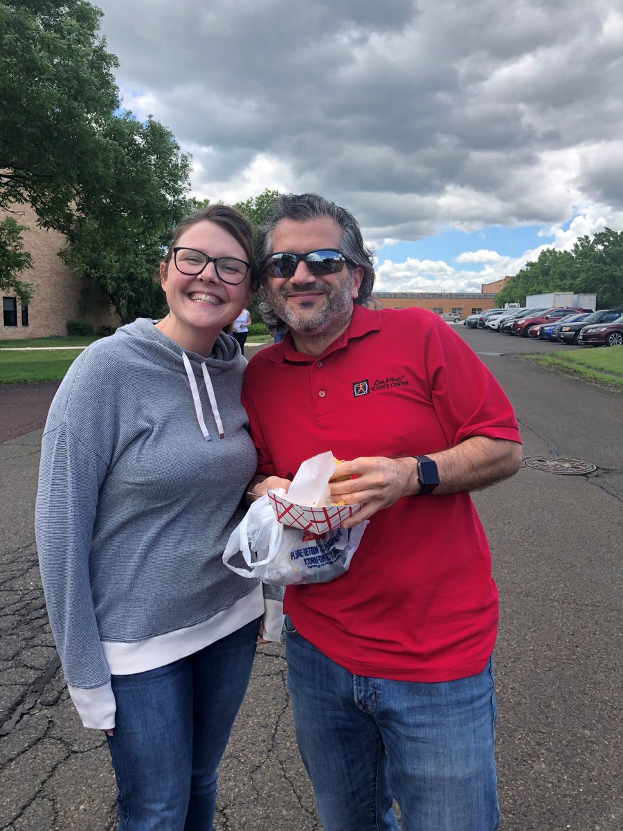 NetCarrier tweet media