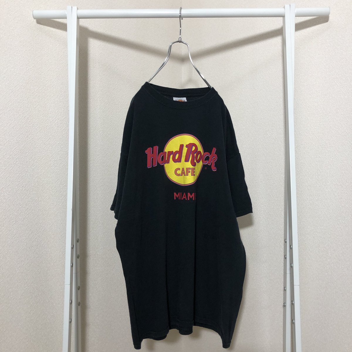 aloa_used's tweet photo. 【 第13回 プレゼント企画🎁】

▷当選アイテム
ハードロックカフェ Tシャツ
サイズXL ブラック ×1名様

▷参加方法
@aloa_usedをフォロー&amp;リツイート

インスタグラムも合わせて是非❗️
https://t.co/Y3PJc6ybm6

▷締切日
6月23日(日) 23:50迄 https://t.co/BExn0a3GWp