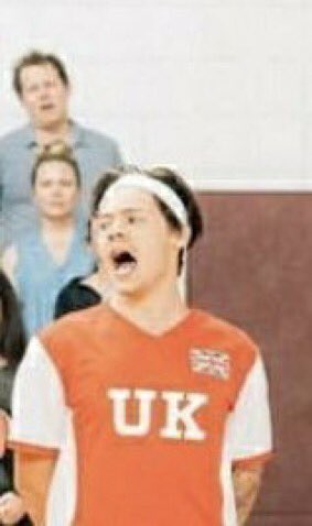 Harry Styles. tweet media