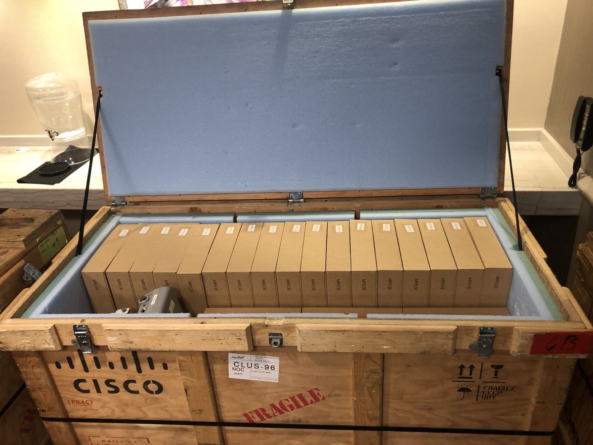 CiscoTechX's tweet image. Behind the Scenes @CiscoLive The Network is the Demo with @meraki on the way home from #CLUS !