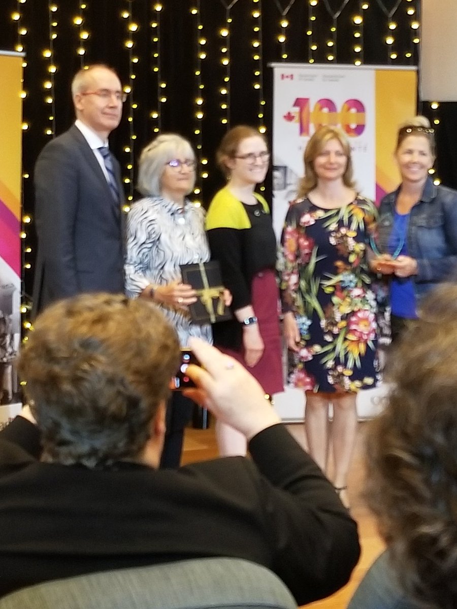JeremyAmesHC's tweet photo. Congrats to my #SHSD for their award for helping us travel the world with the #GlobalChallenge 🌍🌏 Great initiative and a lot of fun. Thanks all! #HCexcellenceSC @dlferderber https://t.co/WYH5fLw4fz