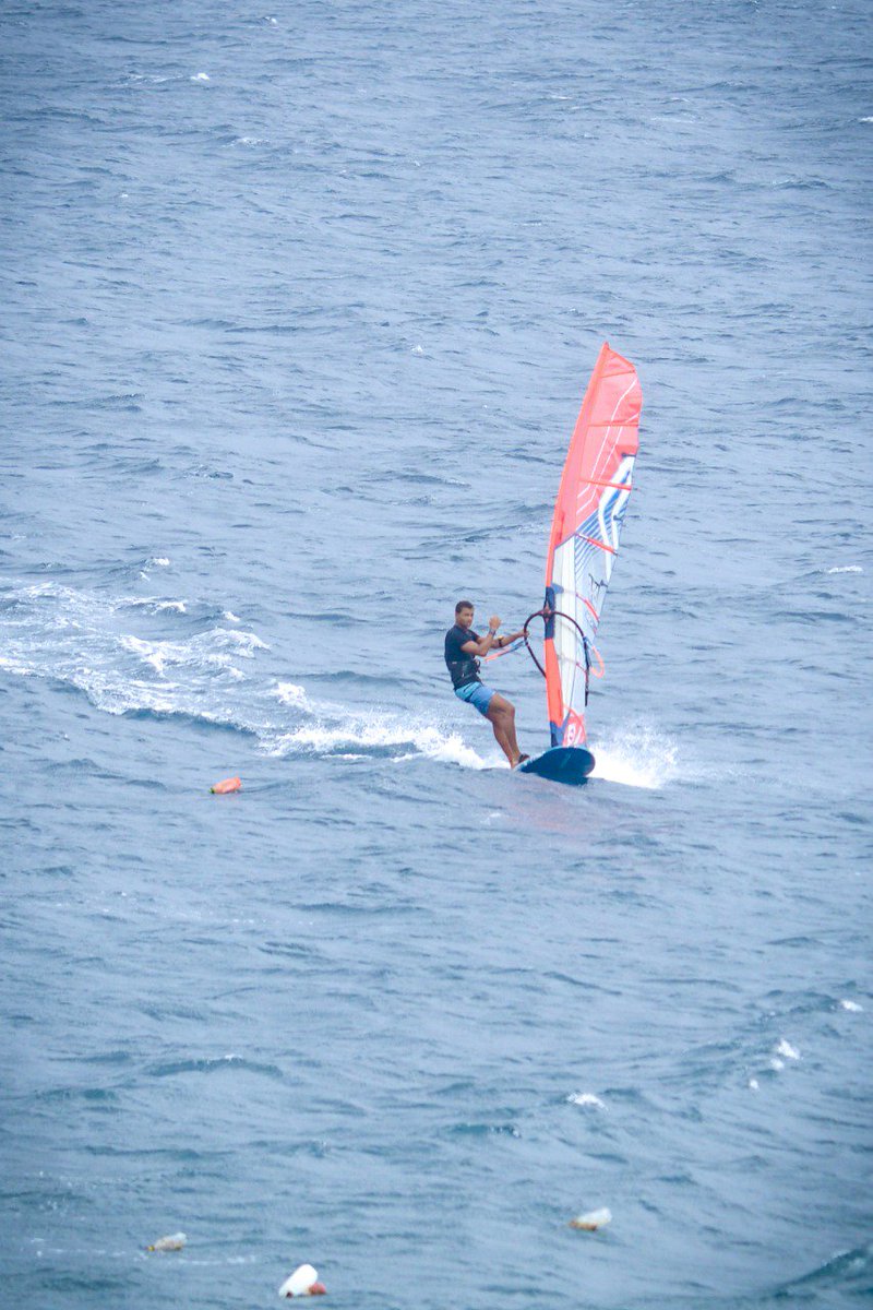 PortGuadeloupe's tweet photo. 🥇Nouveau titre pour Lohan Jules ! Vainqueur du Championnat de la #Guadeloupe de #Windsurf ⛵️ les 8 et 9 juin derniers. Bravo champion ! 👏🏽🏆@jules_lohan https://t.co/SLM4oBJAsT