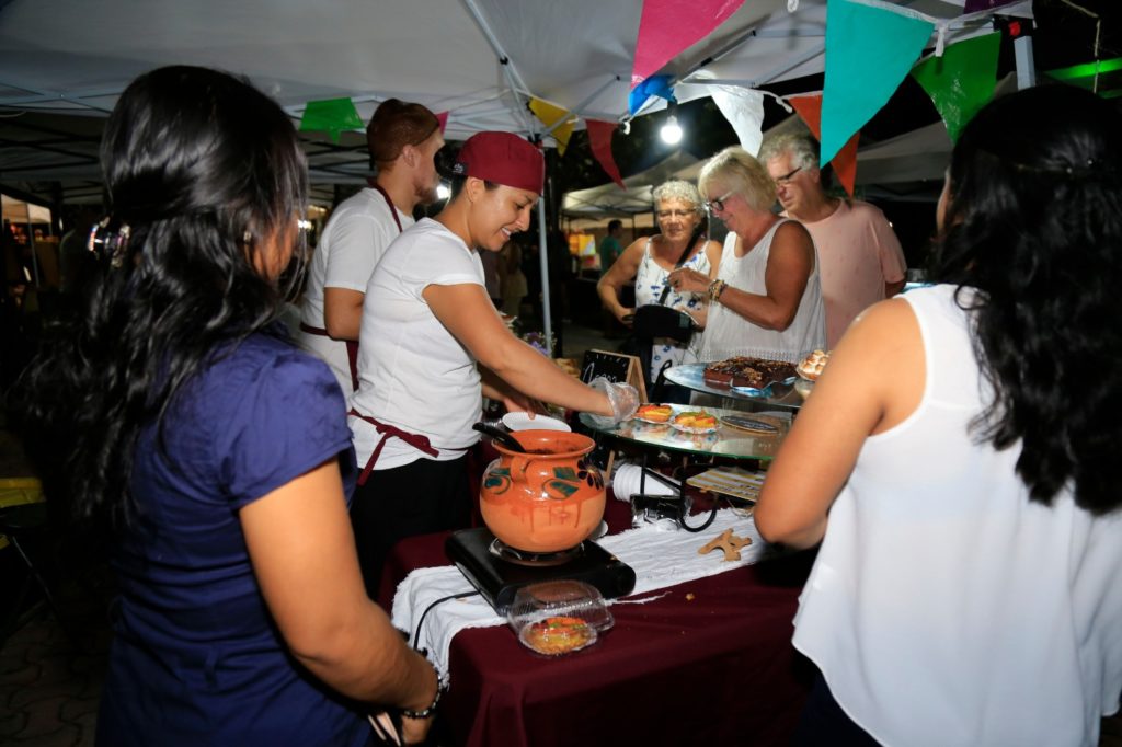 LauraBeristain's tweet photo. Hoy no se pierdan desde las 17:00 y hasta las 22:00 hrs. en la Plaza Cívica 28 de Julio #PlayaDeMiEsperanza, un espacio para disfrutar, compartir y fortalecer nuestra convivencia. ¡Hoy es #ViernesDeJazz! 🎼

#Solidaridad
#PlayaDelCarmen
#TransformaTuPlaya https://t.co/5MQppWbrAG