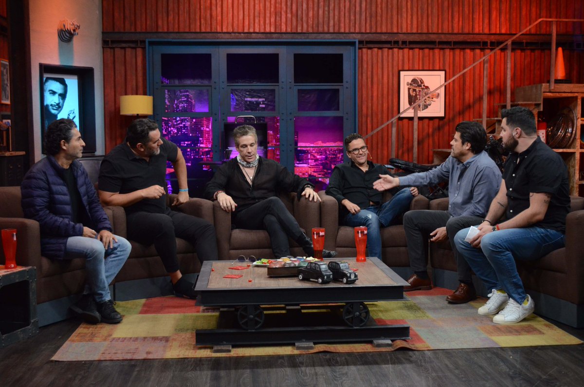 miembrosalaire's tweet photo. #SonríoCuando veo @miembrosalaire No te los pierdas este jueves a las 9 pm por @UnicableOficial nos acompañan @ingridcoronado y @FerrCarrillo #SomosMiembros https://t.co/EEAKHnd0Nb