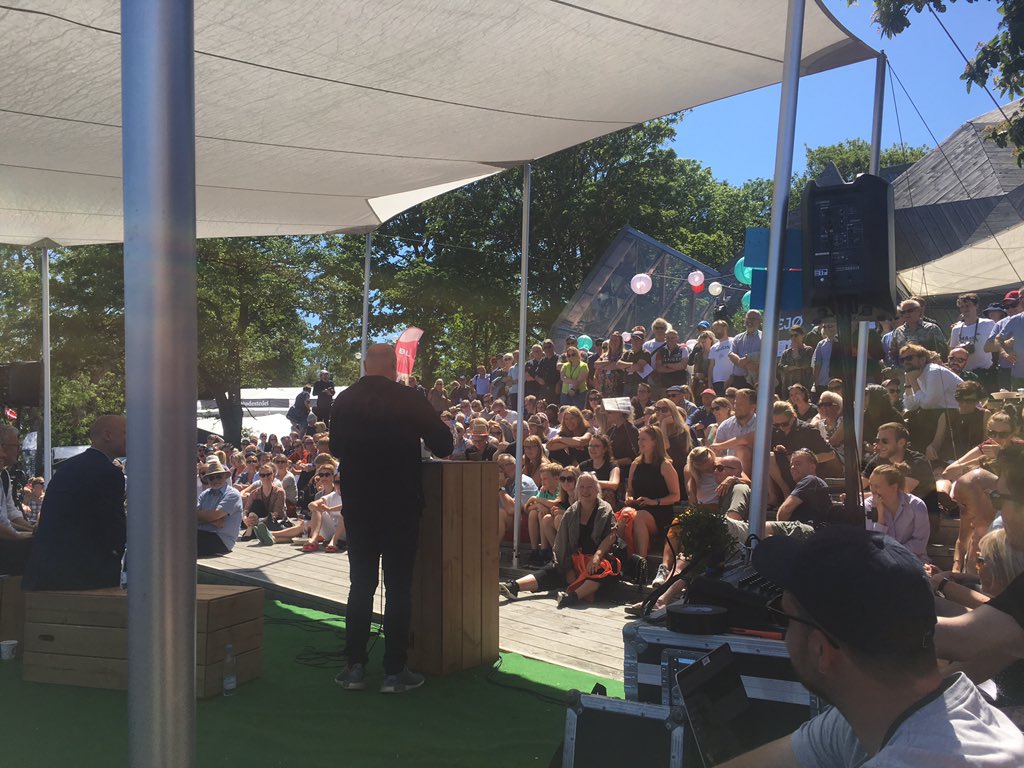 FM2019 fedeste debat i “Colab” med Byens netværk hos <a href="/almeneboliger/">BL - Danmarks Almene Boliger</a> om byggeriets dilemmaet suverænt styret af @MadsSteffensen  med <a href="/mette_qvist/">Mette Qvist</a> <a href="/FlemmingRafn/">Flemming Rafn</a>  <a href="/MangheziMia/">Mia Helvig Manghezi</a>  Dan Stubbegaard Jakob Axel Nielsen, Jim Lyngvild, <a href="/winniegros/">Winnie Gros</a> Balder Johansen og Palle Adamsen.