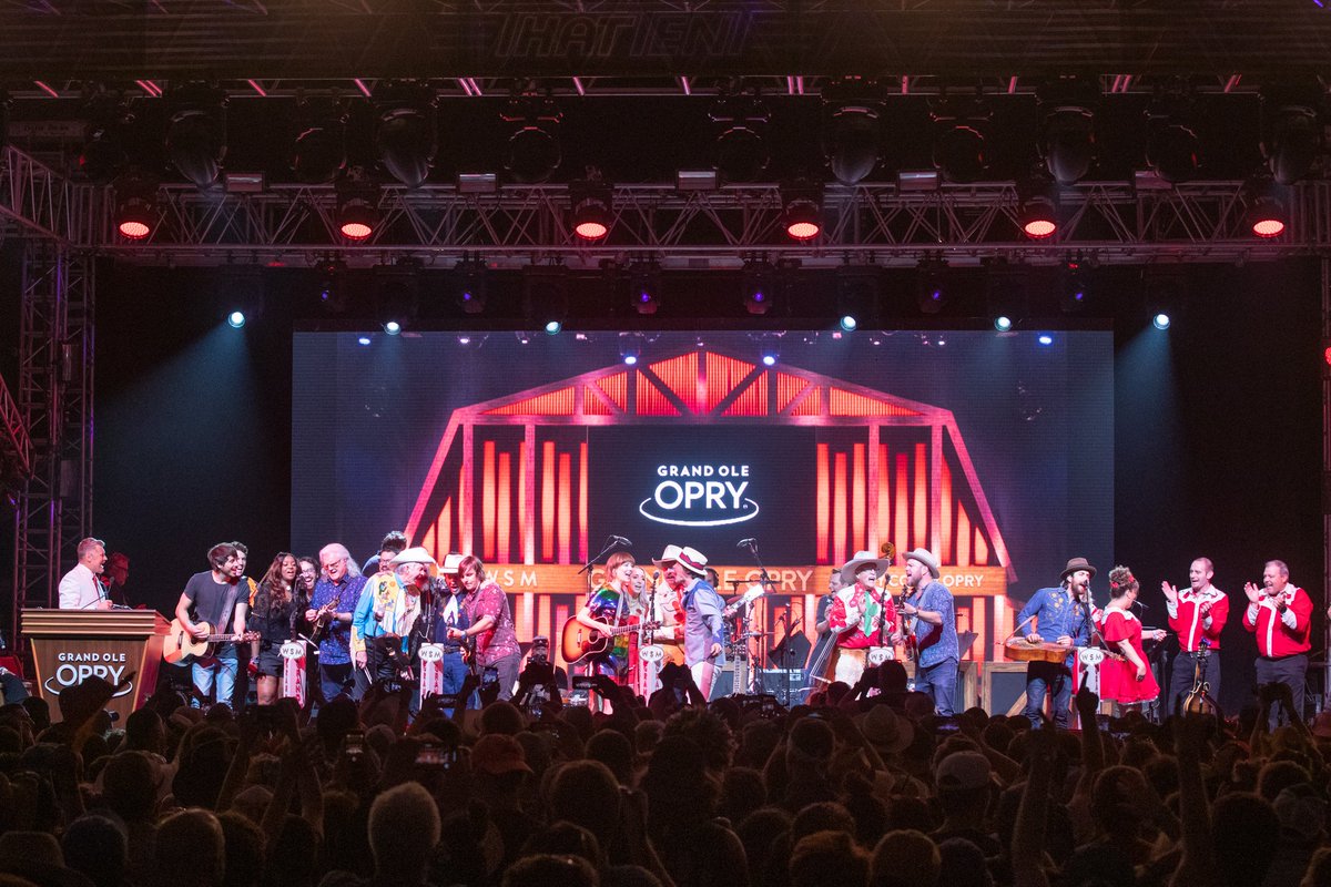 Opry at Bonnaroo. What a dream. 🎡📻 

📸: Chris Hollo / <a href="/opry/">Grand Ole Opry</a>