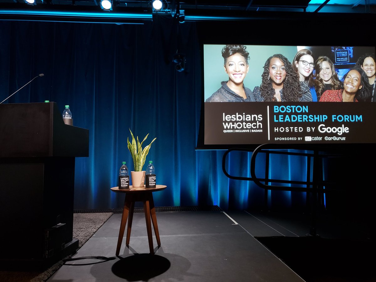 mama_bau's tweet photo. Getting ready to speak at the Lesbians Who Tech leadership forum about @ezCater's culture, and how we've kept ours strong as we've grown from 40 to 1000 employees in 5 years #LWTFORUM @lesbiantech https://t.co/rnX1a0jarG