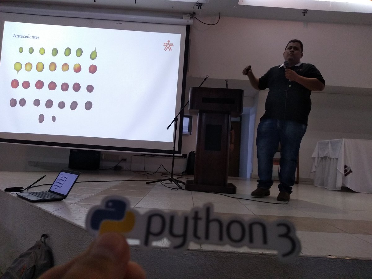 Andrscc's tweet image. Comenzamos!! #PythonNeiva #PythonColombia #HagamosComunidad #NeivaDesarrollaConPython