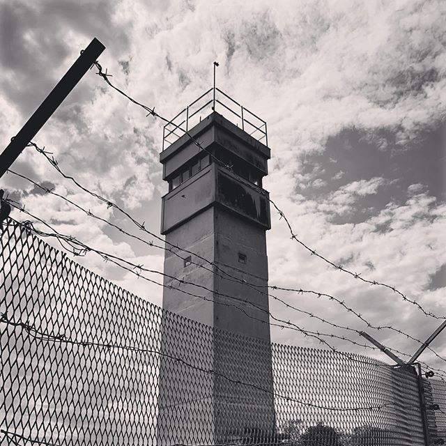 sasto80's tweet photo. Ehemalige innerdeutsche Grenze #grenzanlage #ddr #border #deutschland #germanborder #ddrgrenze #darchau #elbe #grenze #ehemaligegrenze #thewall https://t.co/DNhQbnHAb3 https://t.co/oCAeP53Gih