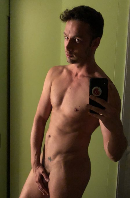 Goodnight folks... beauty sleep for @Menatplaycom #gayporn #suits #fetish #gay #male #malaga #sleeptight