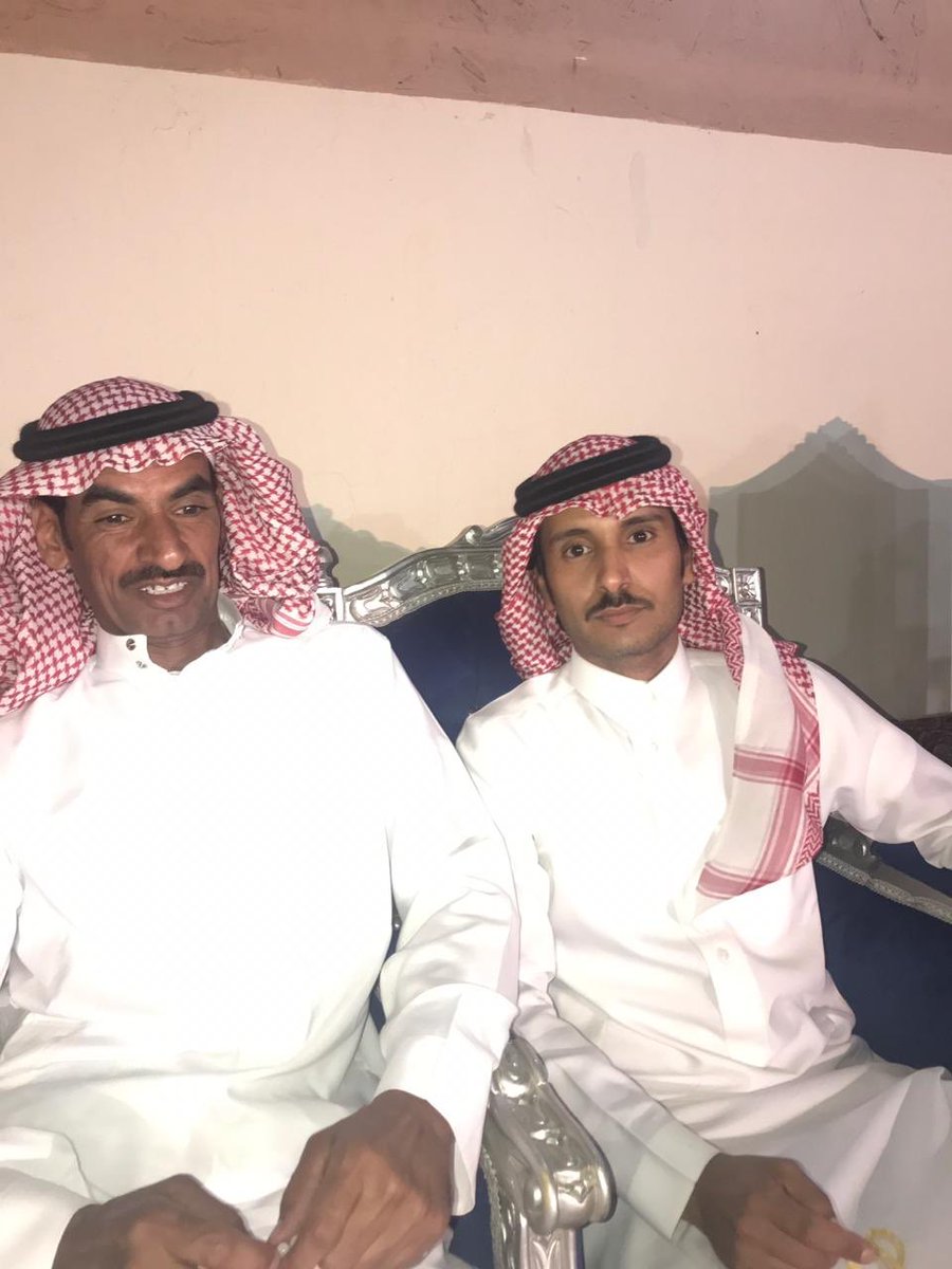 صوره تجمع الشاعرين عبدالعزيزالخياري وجزاءالعرعري من حفلة المدينه                       <a href="/jaza_5050/">محاورات جزاء العرعري</a>                                                 <a href="/bn_dhim/">عبدالعزيز الخياري</a>                                                   <a href="/Alra9shidi/">ولد عبس</a>