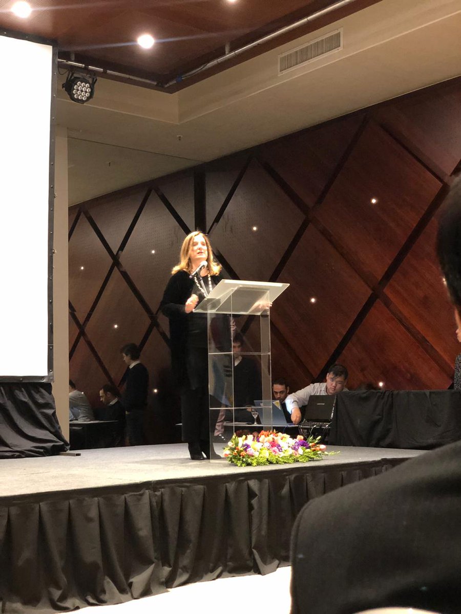 fyuanjp's tweet photo. #Viernes Junto a @carmenpolledo, @RegaCarlos y @Daruffa participamos del #Forum "#Millennial, desafios de la vida profesional" organizado por la Embajada de la República de #Corea en #Argentina y #APCA 🇦🇷🇰🇷 #Integración
#Jóvenes #HayFuturo @PBA_RRII https://t.co/lYRIyQSV5u