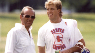 PHOTOS: Pat Bowlen through the years denverpost.com/2019/06/14/pat…