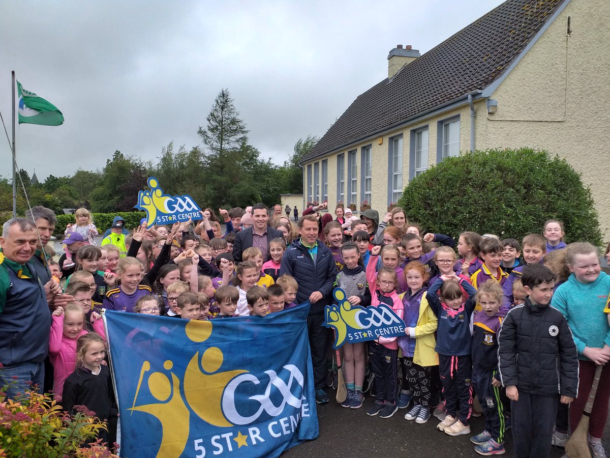 wexgaacoaching's tweet photo. Another great day presenting @gaa5star flag in @MaighdineMuire Great to see so many students involved in this initiative! https://t.co/xr5E651Ytk
