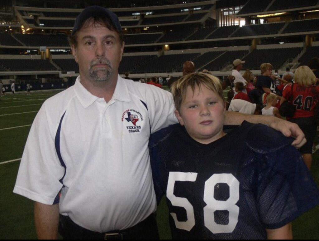 EULESSSASQUATCH's tweet photo. You always took care of our family, you were my first coach and biggest supporter, I’m proud to be named after you and When the time comes I only hope I can be half the father you were, I love you and may you Rest in Paradise and don’t worry I’ll take care of the  family❤️❤️❤️❤️ https://t.co/CZ6FBDivib