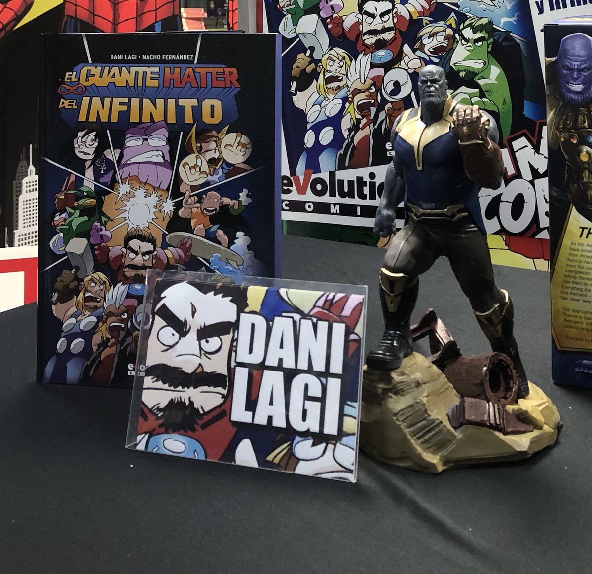 🔥SUPER SORTEO🔥 Consigue mi cómic firmado o una estatua de Thanos increíble. ¿Que tienes que hacer? 

-Seguir <a href="/StripMarvel/">Dani Lagi ⚡️Strip Marvel</a> y <a href="/MILCOMICS/">Milcomics.com</a> 
-Darle RT a este tuit. 

Fin sorteo: 21 de Junio 

*Solo válido en España.