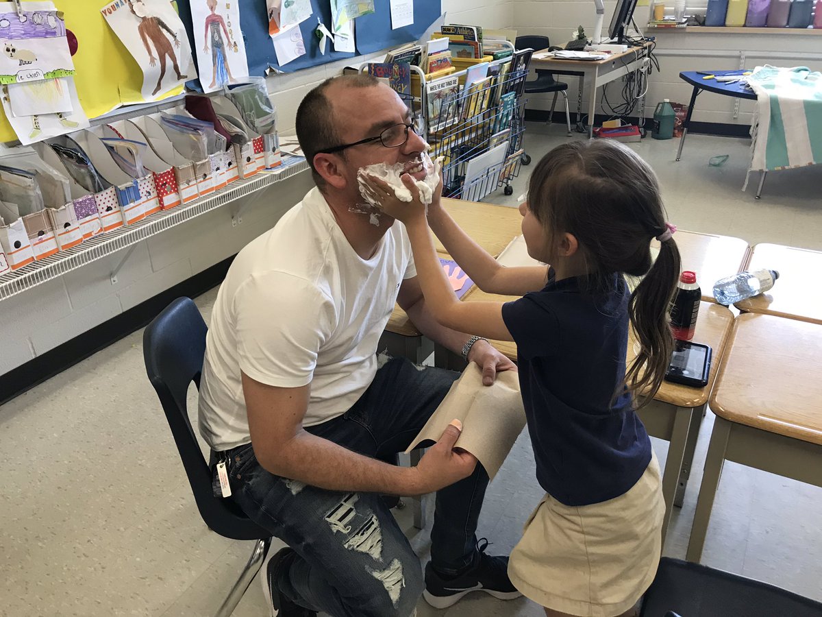 StNNighthawks's tweet photo. Grade 1s offered our special guests a shave, a car wash and some snacks....a great day! Happy Father’s Day! https://t.co/CW04EKDjCH