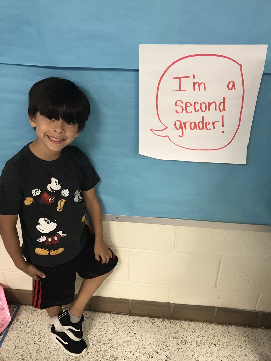 el_barbachem's tweet photo. Happy last day of school! Time for my first graders to transition to second graders! https://t.co/PvmepX5GEW