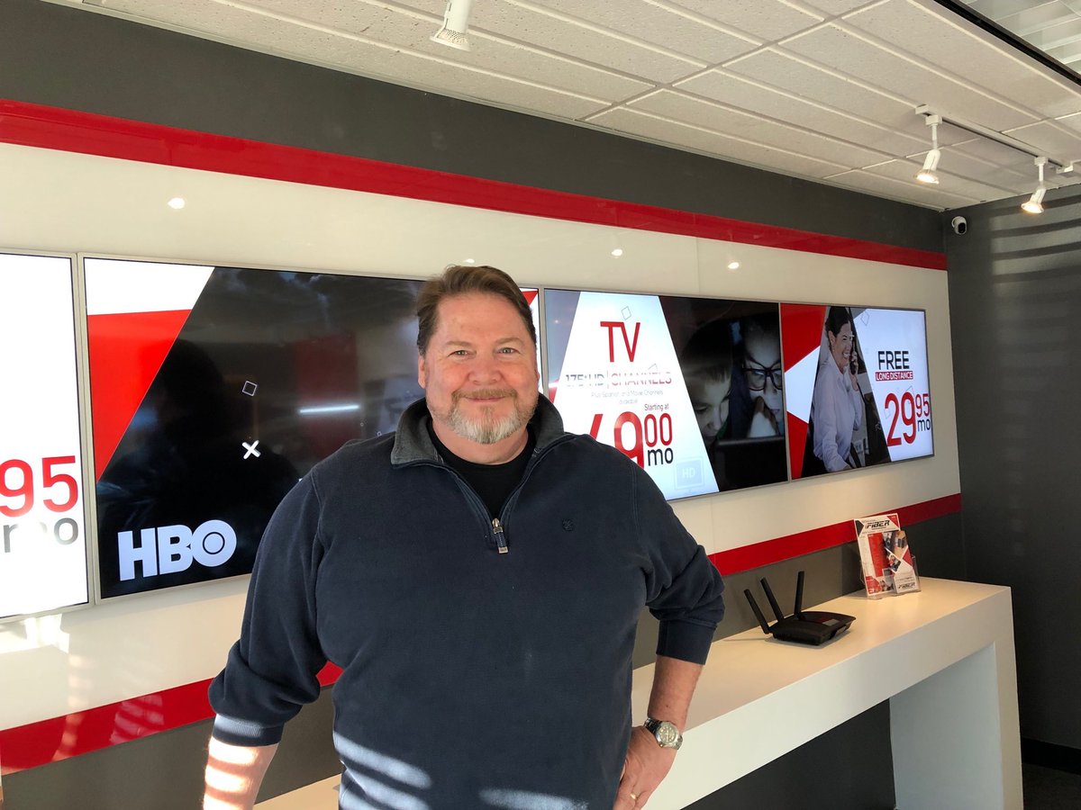 HarryMktg's tweet image. One of our favorite human beings: He’s Kelly Ryan, CEO of @iFIBERComm, the nation’s leading #openaccess ISP.  Bringing high-speed internet to small, underserved towns across America. #gigabit #netneutral #fiber #broadband