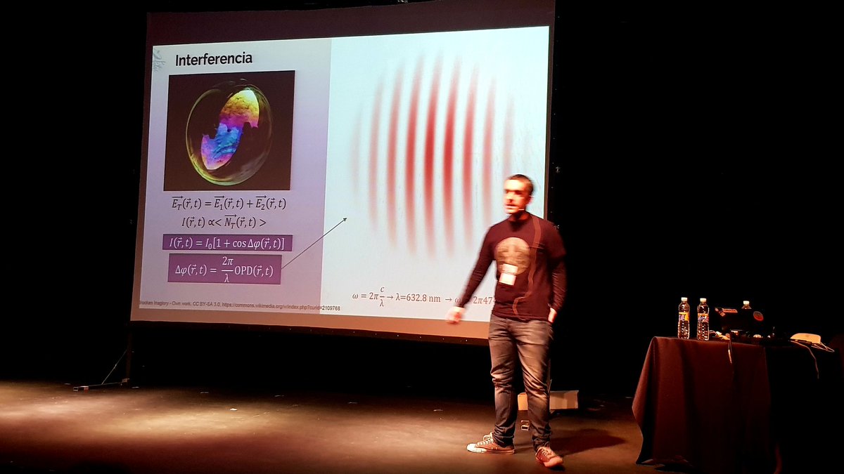 Lucas Riobó del <a href="/CONICETDialoga/">CONICET Dialoga</a> y <a href="/ingenieriauba/">FIUBA</a> nos muestra cómo usó #SDR para interferometría óptica.