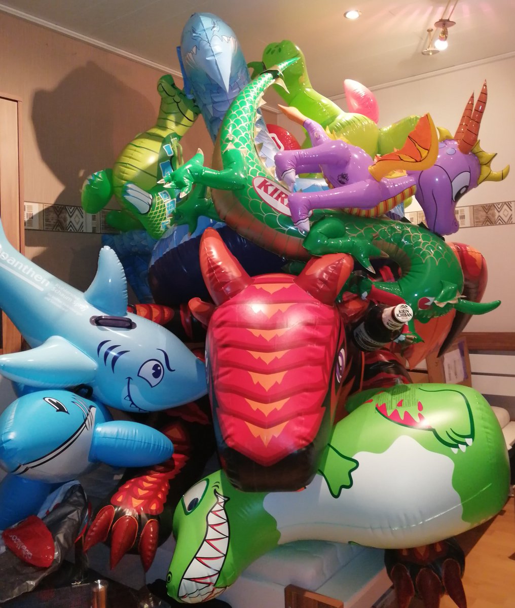 Hallstahl's tweet photo. G O R G E O U S 🐲🐉🦈🦕 https://t.co/3dae9c9hBq