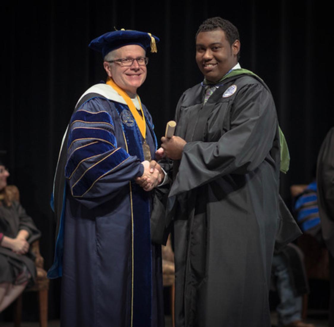 MorrisColl1908's tweet photo. Ryan D.Graham, a 2009 graduate, received his Master of Science Degree in College Athletic Administration from @CokerCollege in Dec. 2018.  He is currently employed as one of two Director of Athletics for Sumter County Recreation and Parks. 
#MCHornets 💙💛🐝 https://t.co/PJAm3IYezD