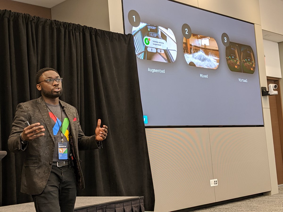 nobleackerson's tweet image. Learning by teaching at #DEVFESTDC
Photo credit: @davezen1
#AugmentedImages #augmentedreality #ComputerVision #arcoreparkour