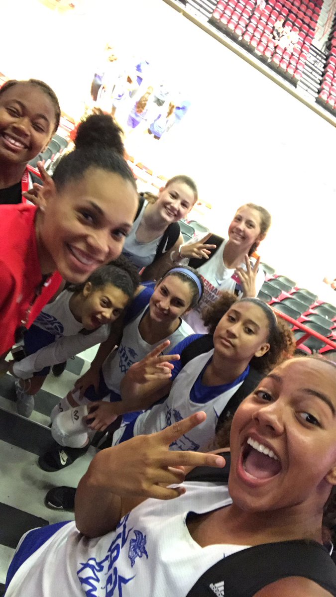 First class treatment #LadyTopperCamp <a href="/LadyTopperHoops/">WKU Women’s Basketball</a>