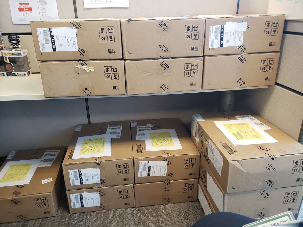 TagmyVlans's tweet photo. Ready to Ship out!! #Labeveryday #BlackTechTwitter #NetworkAdventures #NetworkAdmin https://t.co/yLjRLEAsv8