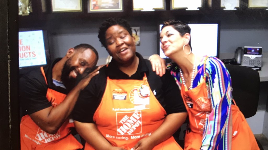 After 5 years, I’ve officially passed on my Southern Division Operational Excellence Coin to this amazing person and leader. Congrats Christina! Much Love! 357 is lucky to have you. <a href="/JohnChiasson2/">John Chiasson</a> <a href="/ChrisDurand_HD/">Chris Durand</a> <a href="/ChrisBergHD/">@ChrisBergHD</a> <a href="/Christina_THD/">christina davis</a> <a href="/Ktklingler/">Katie Klingler-Purugganan</a>