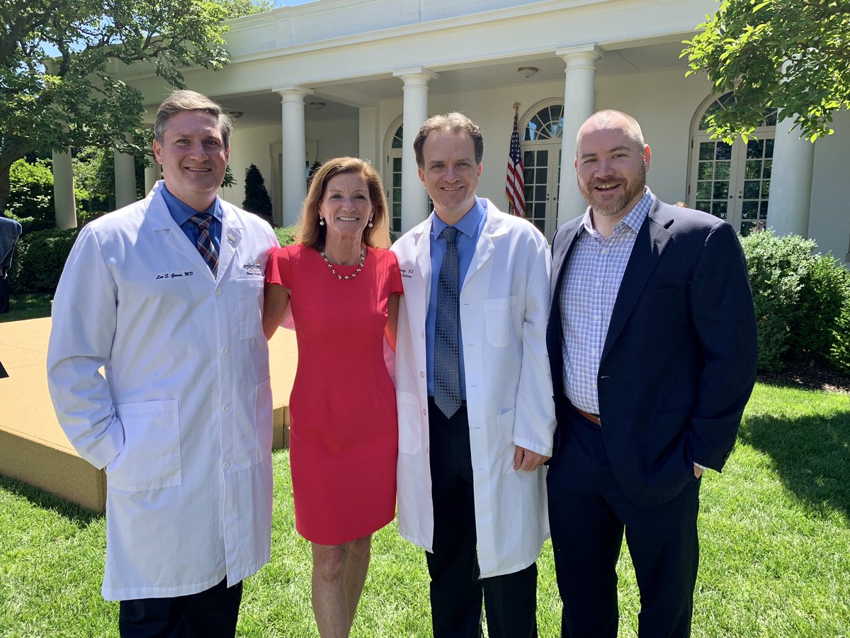 Doctors in the House. @WhiteHouse celebrating positive changes to health reimbursement accounts (#HRAs) that will give #SmallBiz and their employees affordable choices in coverage, and therefore access to health care. Thank you for your advocacy @drleegross and fellow docs!