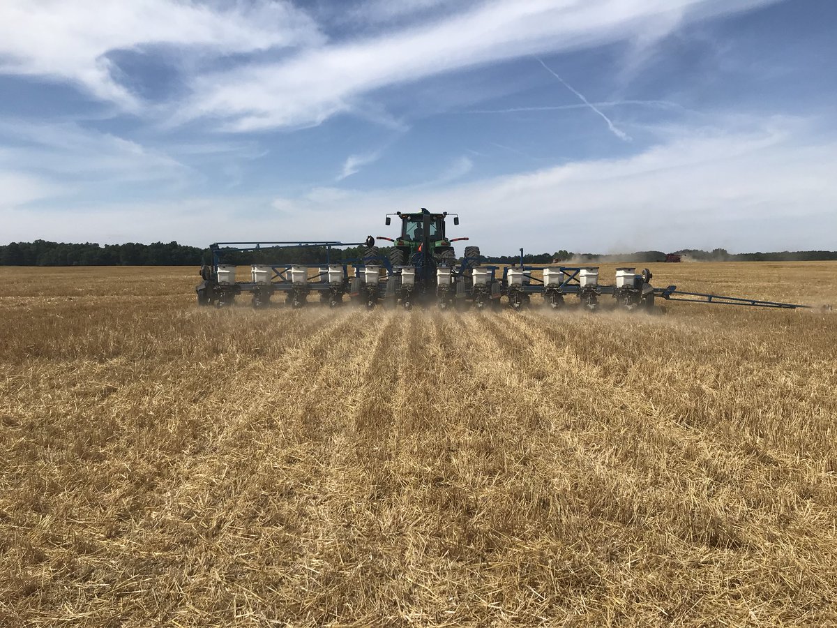 LetitRainesJ's tweet photo. There goes the last pass for my plots this year...Many thanks to Steve Coleman and crew in Atwood TN for another double crop plot this year!
@CortevaUS  #plant19 #besttempseverforplantingwheatbeanplot
#FlagDay2019 https://t.co/aL52zLdXqR